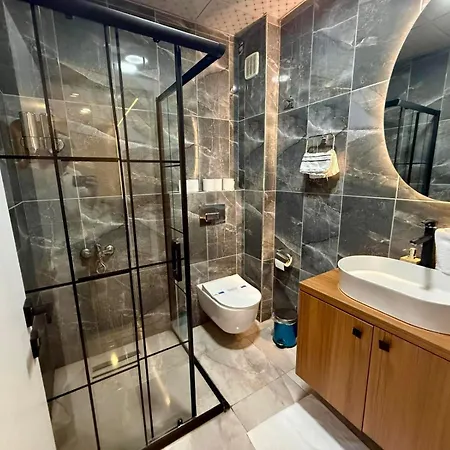 Besiktas Vip & Хостел