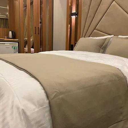 Besiktas Vip & *