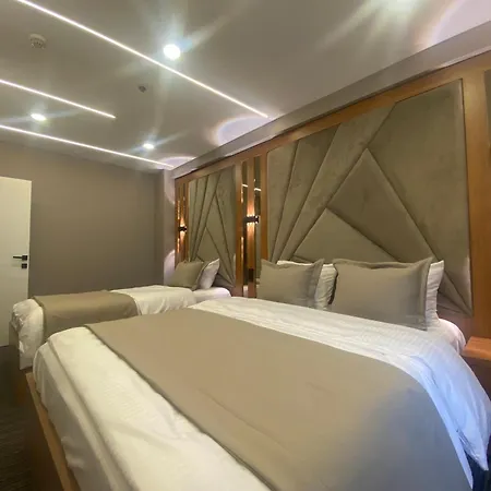 Besiktas Vip & *