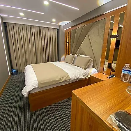 旅馆 Besiktas Vip & *