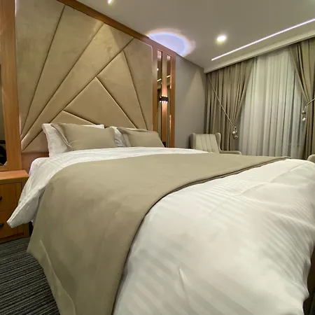 Besiktas Vip & *